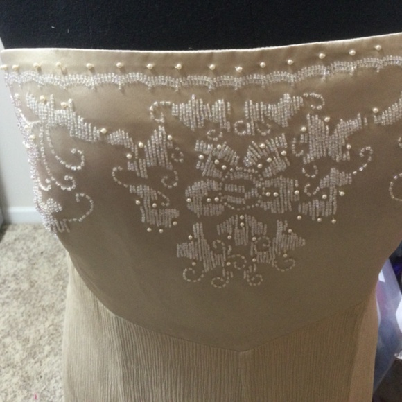 100% Silk Strapless Evening Gown, Gold Silk Chiffon and Satin, Size 16, Talbots - Picture 2 of 3